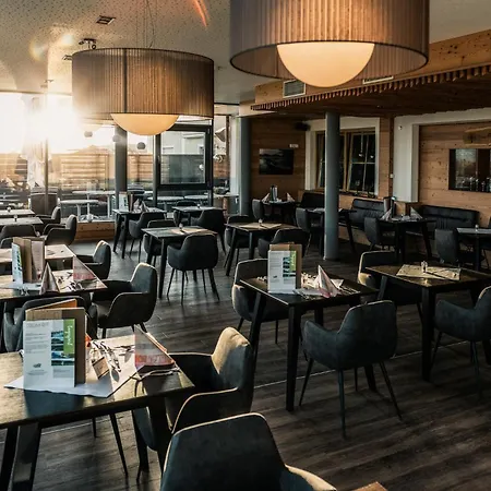 Landrefugium Obermueller 4,5 Sterne Hotel 4*