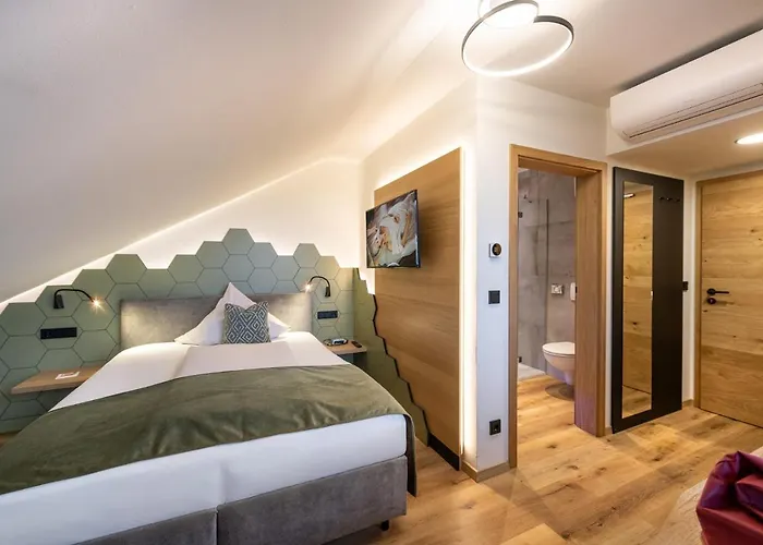 Landrefugium Obermueller 4,5 Sterne 4* Untergriesbach