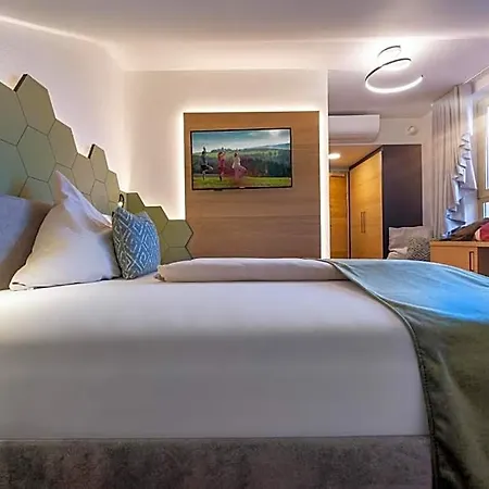 Hotel Landrefugium Obermueller 4,5 Sterne 4*